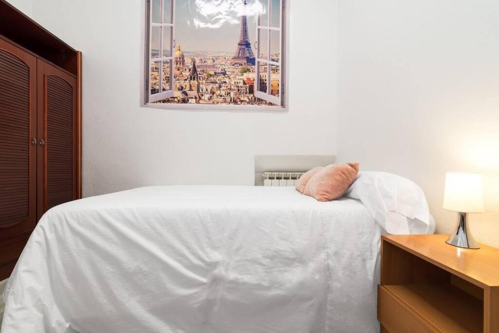 Apartment Spacious & Comfortable Flat In Gran Via-sol Madrid