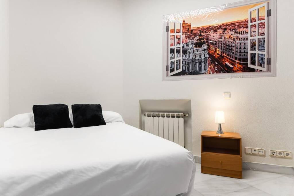 Spacious & Comfortable Flat In Gran Via-sol Apartment *