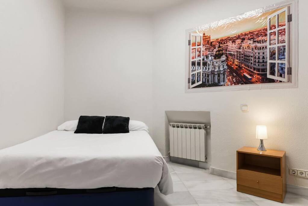 Spacious & Comfortable Flat In Gran Via-sol Apartment